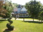 $135 Winter Special 32 Acre Victorian Bed / Breakfast