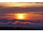 $700 / 3br - Fantastic cabins in the Smoky Mountains/What a view!WiFi/lake