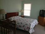$1200 / 3br - BEAUTIFUL TOWNHOUSE TOW BLOCKS FROM THE BEACH AND BOARDWALK