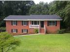 $1200 / 4br - 1600ft² - Newly Renovated Lake House for Clemson Football