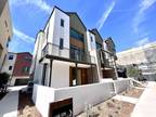 126 Sawbuck Irvine, CA 92618