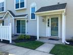 501 Oliphant Ln Mount Laurel, NJ 08054