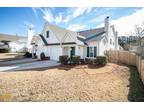 80 Courtyard Ln Newnan, GA 30265