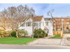 33 Central Dr, Port Washington, NY