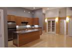 WARSAW IN - 2BR-2B 1650 sq feet-NY STYLE LOFT APARTMENT DOWNTOWN