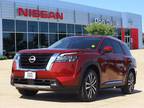 2022 Nissan Pathfinder Platinum