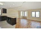 29 1st St #508, Hackensack, NJ 07601
