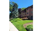 35 Heights Rd #B6, Ridgewood, NJ 07450