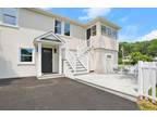 3 Hill St #A, New Canaan, CT 06840
