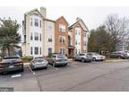 4131 Fountainside Ln, Fairfax, VA 22030
