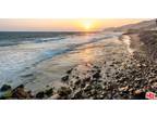 11950 Whalers Ln, Malibu, CA 90265