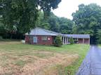 529 Maple Ave, Cheshire, CT 06410