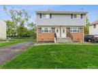 217 1st St, Middlesex, NJ 08846