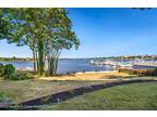 122-1A Bodman Pl, Red Bank, NJ 07701