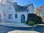 9 Chestnut Hill #9, Branford, CT 06405