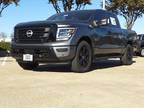 2023 Nissan Titan SV