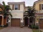 135 Emerald Crk Wy, Plantation, FL 33325