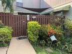 4 Crossings Cir #A, Boynton Beach, FL 33435