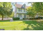 807 Westfield Dr, Cinnaminson, NJ 08077