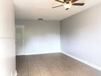 716 SW 16th Ave #3, Fort Lauderdale, FL 33312