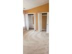 1 bedroom with private bathroom