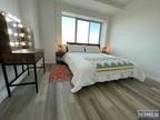2 Executive Dr #709, Fort Lee, NJ 07024