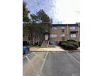 3 College Dr, Edison, NJ 08817