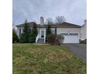 18 Lakeview Dr #18, Branford, CT 06405