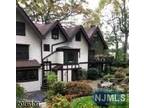 50 Lloyd Rd, Montclair, NJ 07042