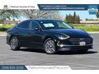 2020 Hyundai Sonata Hybrid