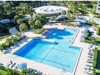 2500 Parkview Dr #2016, Hallandale Beach, FL 33009