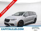 2022 Chrysler Pacifica Hybrid