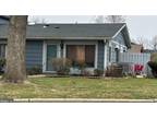 22 Maplewood Ct, Paulsboro, NJ 08066