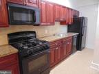 7876 Spring Ave #1E, Elkins Park, PA 19027