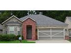 Stunning Family House. 75 E Madrid St, Fayetteville, Ar 72703