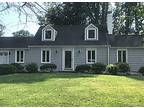 Luxury House. 106 Hendrie Ave, Riverside, Ct 06878