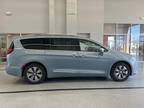 2017 Chrysler Pacifica Hybrid