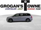 2015 Chrysler Town & Country