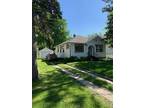 2205 University Ave, Grand Forks, Nd 58203