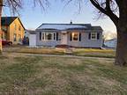 313 Se 1st St, Madison, Sd 57042