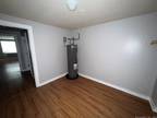 385 Putnam Ave #11, Hamden, CT 06517