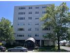 893 Farmington Ave #2F, West Hartford, CT 06119