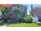 75-27 182nd St, Fresh Meadows, NY 11366