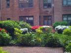 2 Town House Pl #1J, Great Neck, NY 11021