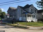 400 W Wayne Ave #3, Wayne, PA 19087