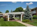 5 Westwood Dr #7, Westbury, NY 11590