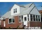 451 Lafayette Blvd Blvd #Upper, Long Beach, NY 11561