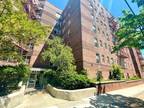 42-25 80th St, Elmhurst, NY 11373