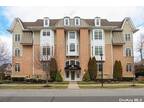 337 Trotting Ln, Westbury, NY 11590