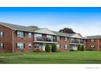 81 Bowling Ln #65-B, Levittown, NY 11756